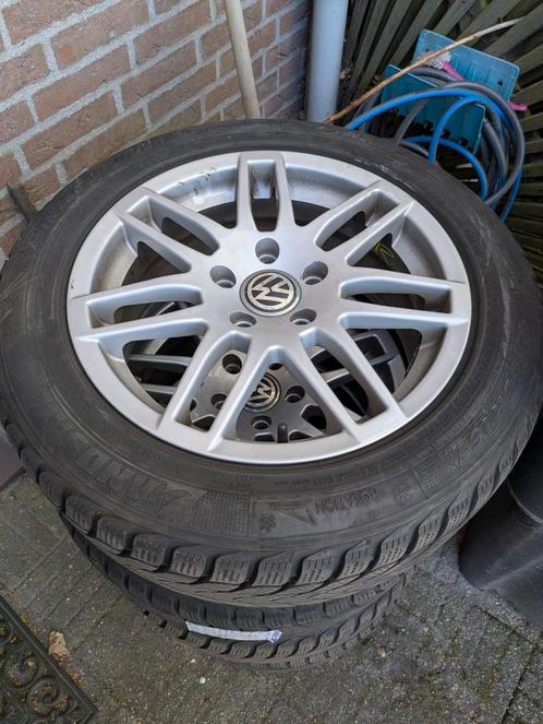16 inch velgen met winterbanden 7Jx16H2 Volkswagen, Auto-onderdelen, Banden en Velgen, Winterbanden, 16 inch, 205 mm, Gebruikt