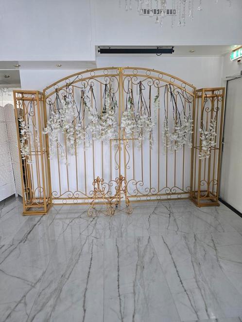 Flowerwall Decoratie Bruiloft Bloemen Muur Wand Decoratie, Huis en Inrichting, Woonaccessoires | Wanddecoraties, Zo goed als nieuw