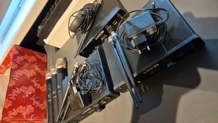 Line-6 XD-V55 Microfoon - 2.4Ghz draadloos, Muziek en Instrumenten, Microfoons, Zo goed als nieuw, Zangmicrofoon, Draadloos, Ophalen of Verzenden