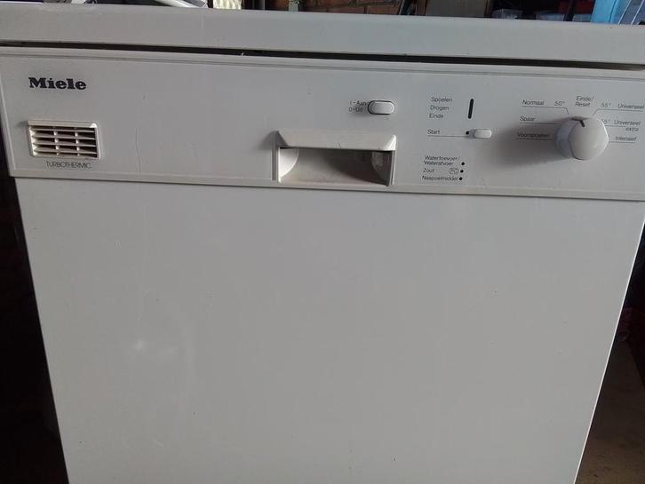Miele vrijstaande vaatwasser, Witgoed en Apparatuur, Vaatwasmachines, Gebruikt, Inbouw, Minder dan 85 cm, 45 tot 60 cm, Ophalen