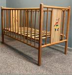 Vintage Ledikantje, Kinderen en Baby's, Babywiegjes en Ledikanten, Ophalen, Zo goed als nieuw, Ledikant