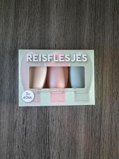 Reisflesjes 3x 60 ml nieuw, Sieraden, Tassen en Uiterlijk, Uiterlijk | Cosmetica en Make-up, Nieuw, Toebehoren, Gehele gezicht