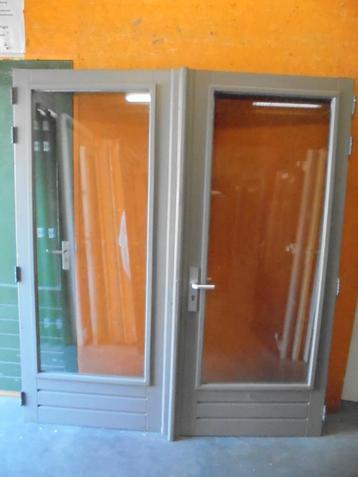 2x gelijke sets openslaande tuindeuren, 186 x 211,5 beschikbaar voor biedingen