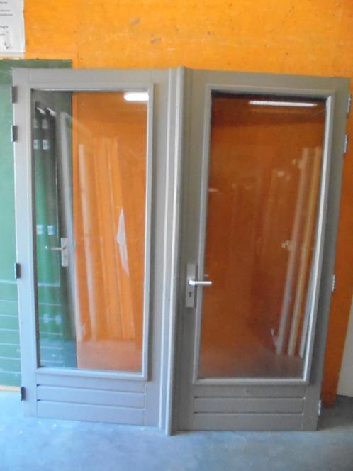 2x gelijke sets openslaande tuindeuren, 186 x 211,5, Doe-het-zelf en Verbouw, Deuren en Horren, Zo goed als nieuw, Buitendeur