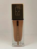 Yves Saint Laurent Touche Eclatant Le Teint Foundation #BD60, Ophalen of Verzenden, Nieuw, Gehele gezicht, Make-up
