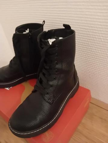 Nieuwe Leren laarzen maat 31 beschikbaar voor biedingen