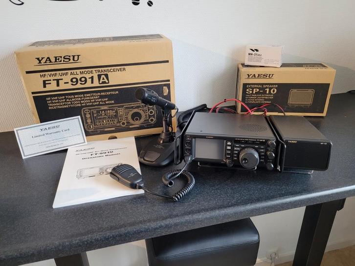 Yaesu 991A set + Md 100 en speaker Sp10 en beschermbeugels, Telecommunicatie, Zenders en Ontvangers, Zo goed als nieuw, Ophalen of Verzenden
