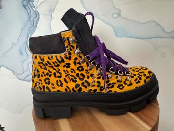 Stokton leren enkellaarzen/ankle boots leer mt 37 oker geel beschikbaar voor biedingen