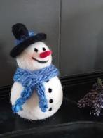 Genaaldvilt sneeuwpopje, nr 5. Naaldvilten, wol, Ophalen of Verzenden, Nieuw, Figuurtje(s), Wolvilt