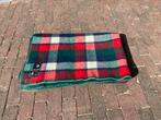 Oude deken van zuiver scheerwol, Huis en Inrichting, Woonaccessoires | Plaids en Woondekens, Ophalen, Zo goed als nieuw