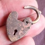 Bodemvondst Friesland: Hangslotje