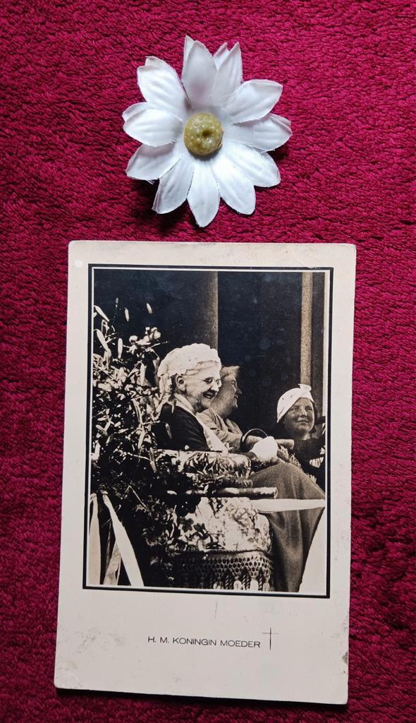 Koningin Emma overlijden 1934, Verzamelen, Koninklijk Huis en Royalty, Gebruikt, Kaart, Foto of Prent, Nederland, Verzenden