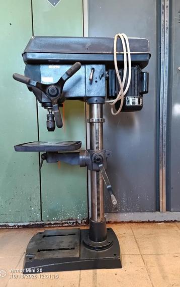 Creusen Kolomboor TB 816 - Werkplaatsmachine beschikbaar voor biedingen