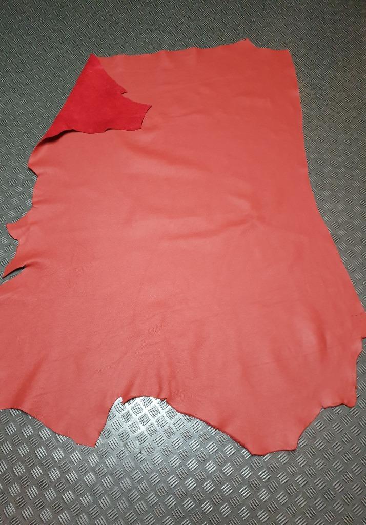 Rund - Leer Red(zie omschrijving!), Hobby en Vrije tijd, Stoffen en Lappen, Nieuw, Leer of Kunstleer, 30 tot 120 cm, 30 tot 200 cm