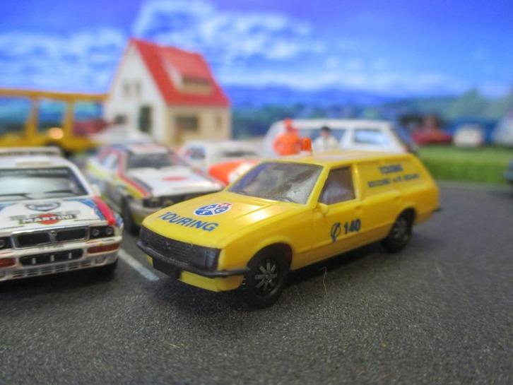 Opel Rekord E-1 Caravan Bestel Herpa Wegenwacht Zwitserland, Hobby en Vrije tijd, Modelauto's | 1:87, Zo goed als nieuw, Auto