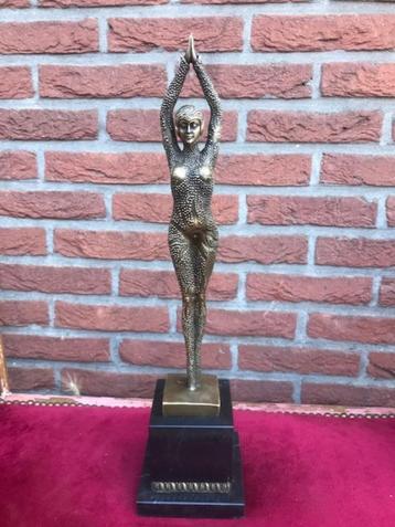 bronzen topbeeld, danseres in fraaie pose, STARFISH beschikbaar voor biedingen