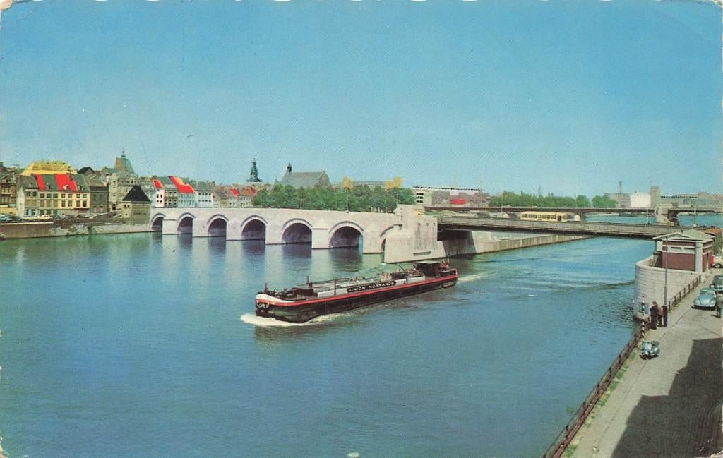 Maastricht, St. Servaasbrug (klein formaat), Ophalen of Verzenden, 1960 tot 1980, Gelopen, Limburg