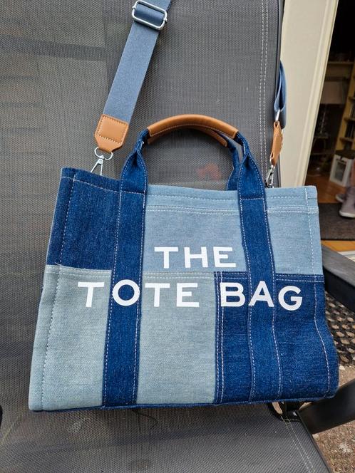 Gereserveerd Tea grote nieuwe the tote bag denim jeans, Sieraden, Tassen en Uiterlijk, Tassen | Damestassen, Nieuw, Shopper, Blauw