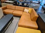 Nieuwe hoekbank Otis leer microvezel cognac 275x210cm €1.150, Huis en Inrichting, Ophalen, ., Nieuw, .