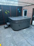 Jacuzzi / bubbelbad 6 persoons, Ophalen, Gebruikt, Afdekzeil, Inbouw