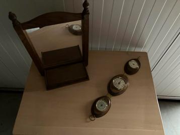 Vintage Spiegel met Weerstation beschikbaar voor biedingen