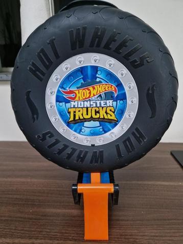 Hot Wheels - Monster Trucks - Mt stunt Speelset - 2 Monstert beschikbaar voor biedingen
