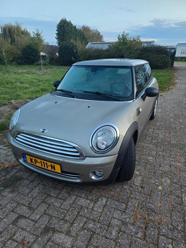 Mini 1.4 16V ONE 2009 Grijs, Auto's, Mini, Particulier, Benzine, B, Hatchback, Handgeschakeld, Geïmporteerd, Zilver of Grijs, Voorwielaandrijving