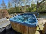 Prachtige opknap jacuzzi 6-8 personen in prijs verlaagd!, Tuin en Terras, Jacuzzi's, Vast, Gebruikt, Filter, Ophalen