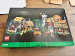Lego medival town square 10332, Ophalen of Verzenden, Nieuw, Complete set, Lego