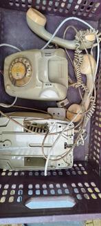 2 oude draaischijf telefoon., Gebruikt, Ophalen of Verzenden