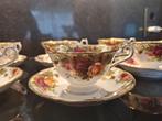 Royal Albert Old Country Roses Theekopjes (6), Huis en Inrichting, Ophalen of Verzenden, Zo goed als nieuw, Overige stijlen, Kop(pen) en/of Schotel(s)