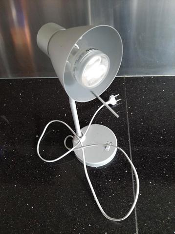 Bureau burolamp tafellamp met ledverlichting  beschikbaar voor biedingen