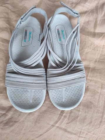 Skechers sandalen maat 41 beschikbaar voor biedingen