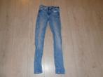 damesspijkerbroeken, maat 27/28, Diesel, Zoe Karssen, Kleding | Dames, Ophalen of Verzenden, Gedragen, W27 (confectie 34) of kleiner