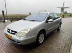 Citroen C5 2.0-16V Exclusive Automaat 99-LK-RG, Auto's, Citroën, Gebruikt, 4 cilinders, 700 kg, Overige brandstoffen