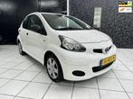 Toyota Aygo 1.0-12V Access, Voorwielaandrijving, Euro 5, Gebruikt, 4 stoelen