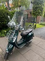 Vespa primavera iGet 50cc - racing green, Ophalen, Maximaal 45 km/u, Vespa S, Zo goed als nieuw