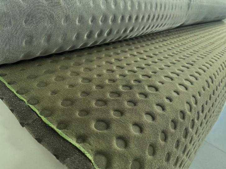 Kvadrat Highfield 2 864 olijfgroen; vintage meubelstof; 6mtr, Hobby en Vrije tijd, Stoffen en Lappen, Nieuw, Overige materialen