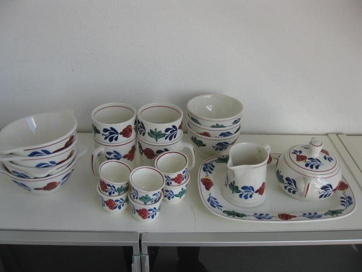 Aantal delen Boerenbond servies., Huis en Inrichting, Keuken | Servies, Zo goed als nieuw, Overige typen, Boerenbont, Aardewerk