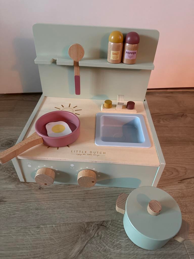 Little Dutch Keukentje - Speelplezier!, Ophalen of Verzenden, Zo goed als nieuw, Hout, Speelkeuken