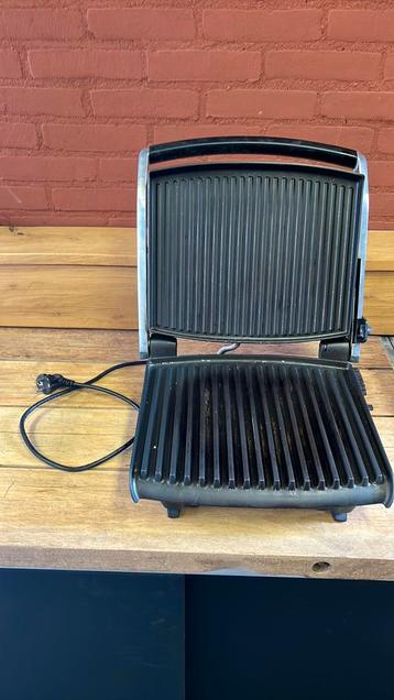 Grillplaat beschikbaar voor biedingen