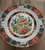 Groot porseleinen bord  handbeschilderd in oosterse stijl, Antiek en Kunst, Antiek | Wandborden en Tegels, Ophalen