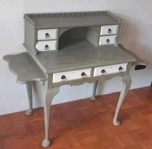 Antiek frans bureautje fruitbomenhout groen met witte lades, Kinderen en Baby's, Kinderkamer | Tafels en Stoelen, Gebruikt, Tafel(s)
