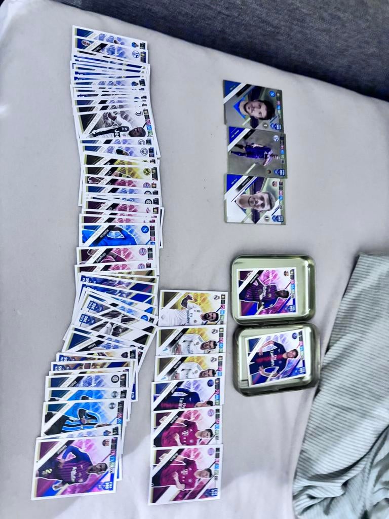 Adrenalyn XL 2019 200 kaarten!, Verzenden, Zo goed als nieuw, Meerdere kaarten