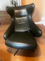 Groene leren fauteuil (defect) en voetenbankje, Huis en Inrichting, Fauteuils, Ophalen, Zo goed als nieuw, 50 tot 75 cm, Leer