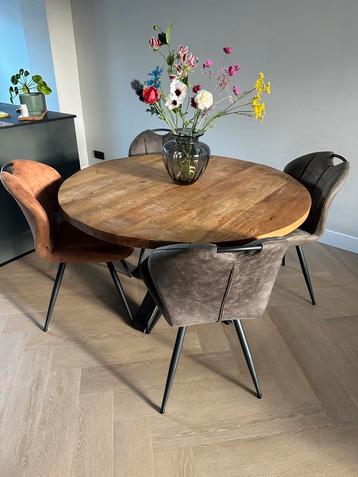 Mooie ronde eettafel - massief mangohout – 130 cm doorsnee beschikbaar voor biedingen