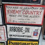 Enemy Country, Ophalen of Verzenden, Nederland, Embleem of Badge