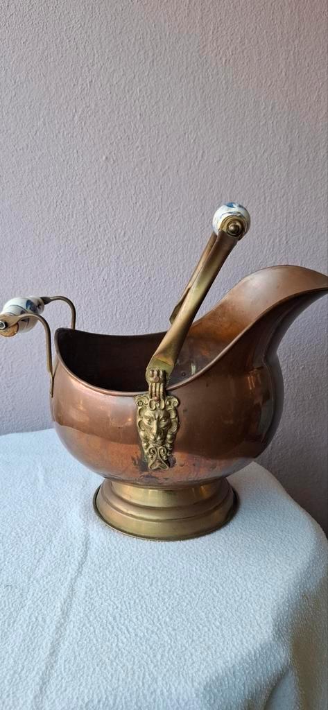 Antieke Koperen Kolenkit met porseleinen Details, Antiek en Kunst, Antiek | Koper en Brons, Koper, Ophalen