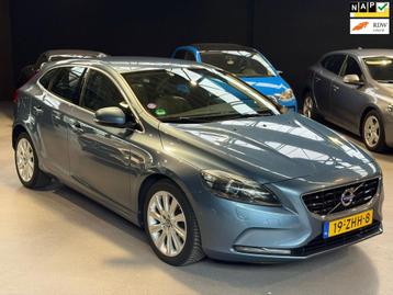 Volvo V40 1.6 T4 Summum |CAMERA|CRUISE|LEER|NAVISTOELVERWARM beschikbaar voor biedingen