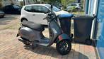 Vespa 300 gts hpe supersport 2023 met akrapovic uitlaat, Ophalen of Verzenden, Zo goed als nieuw, Benzine, Overige modellen